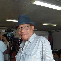Portrait of Raymond Rajaonarivelo
