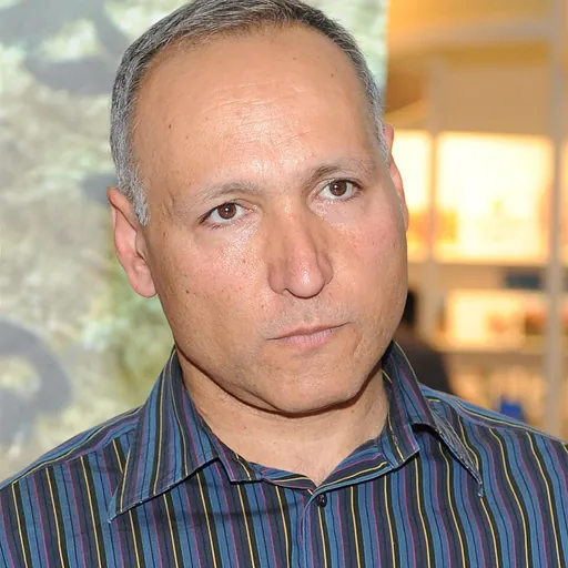 Portrait of Yossi Avni-Levy