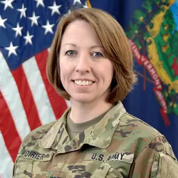 Portrait of Tracey Poirier