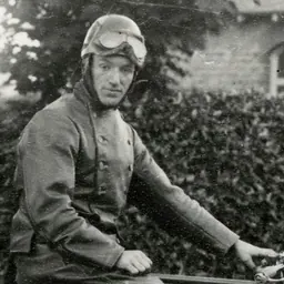 Portrait of Alec Bennett