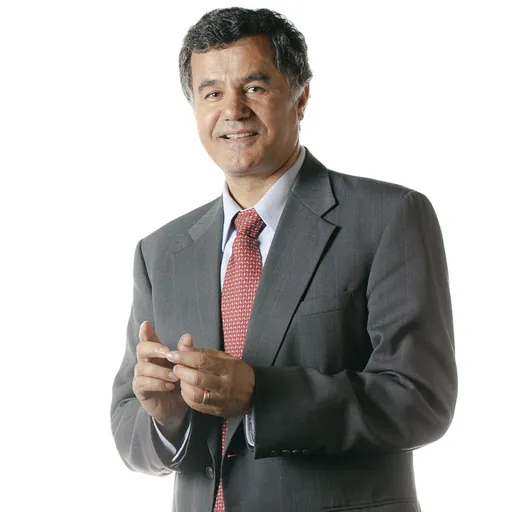 Portrait of Fariborz Haghighat