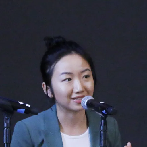 Portrait of Vicky Xu