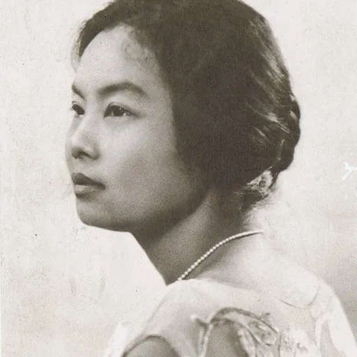 Portrait of Hemvadi