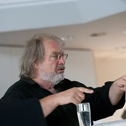 Portrait of Gustav Kuhn