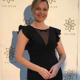 Portrait of Justine Clarke