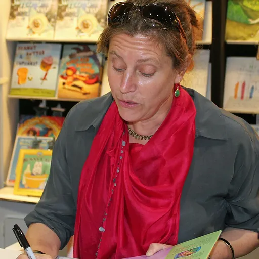 Portrait of Anna Dewdney
