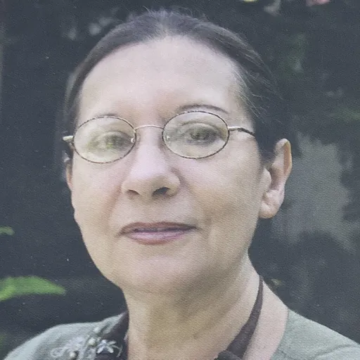 Portrait of Carmen Ollé