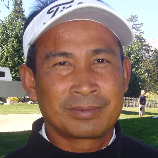 Portrait of Thaworn Wiratchant