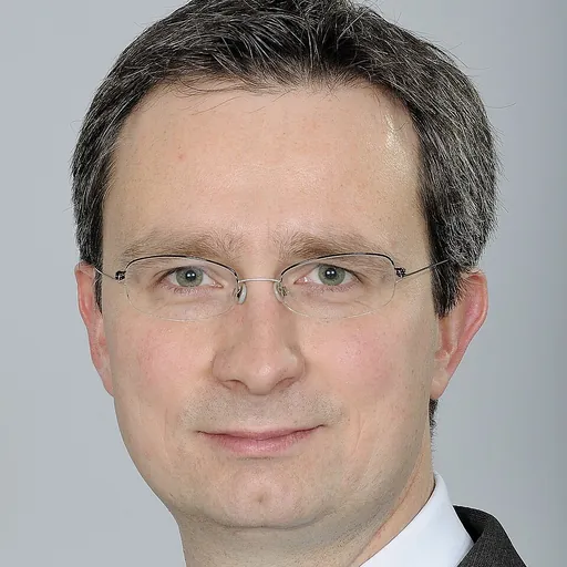 Portrait of Oliver Fritzsche