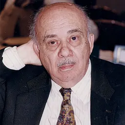 Portrait of Suhayl Idris