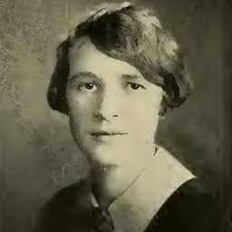Portrait of Lynda Goodsell Blake