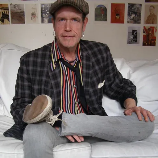 Portrait of Chris Ward