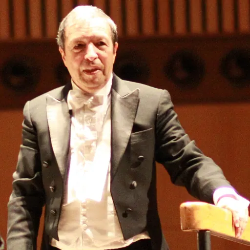 Portrait of Murray Perahia