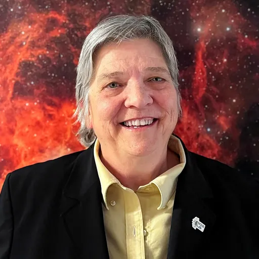 Portrait of Lori Allen