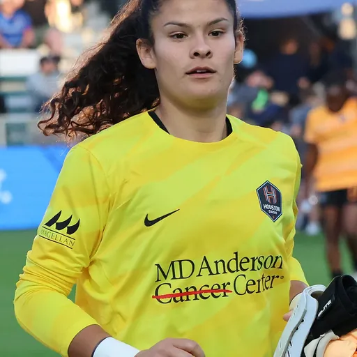 Portrait of Emily Alvarado