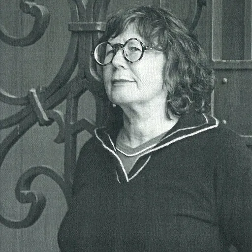 Portrait of Vivienne Plumb