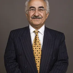 Portrait of Yekta Uzunoğlu