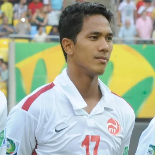 Portrait of Jonathan Tehau