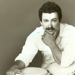 Portrait of Roger Dawson