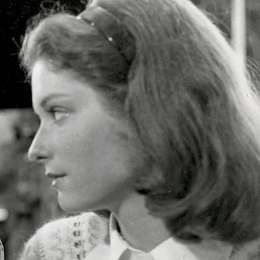 Portrait of Lisa Pelikan