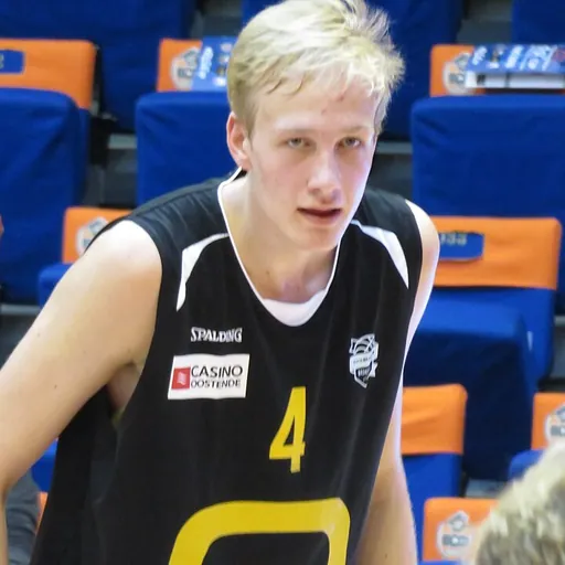 Portrait of Tim Lambrecht