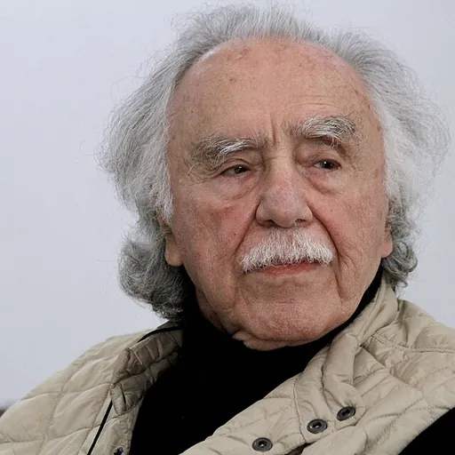 Portrait of Carlos Payán