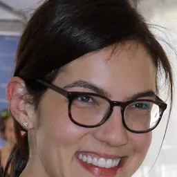 Portrait of Sloane Crosley