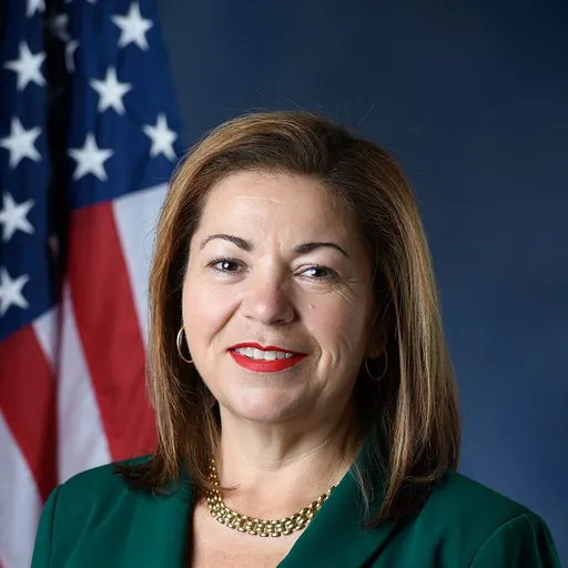 Portrait of Linda Sánchez