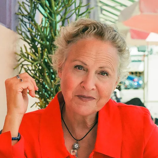 Portrait of Julie Christensen