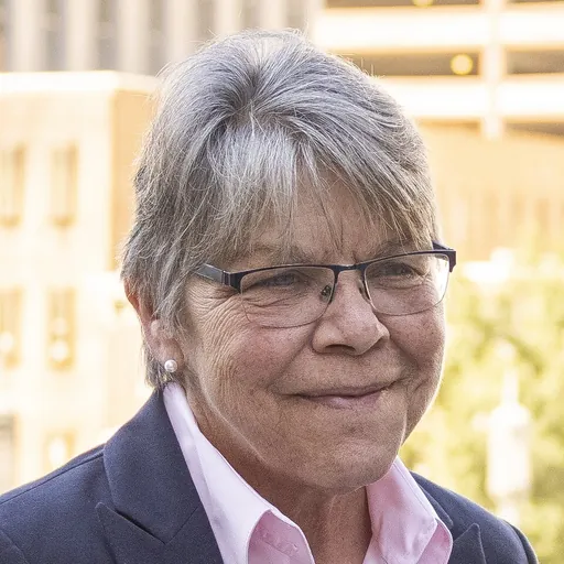 Portrait of Nancy Guenst