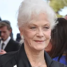 Portrait of Linda Thorson