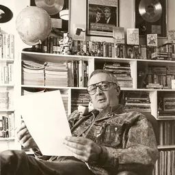 Portrait of Paul Barrett