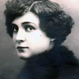 Portrait of Nathalie Lissenko