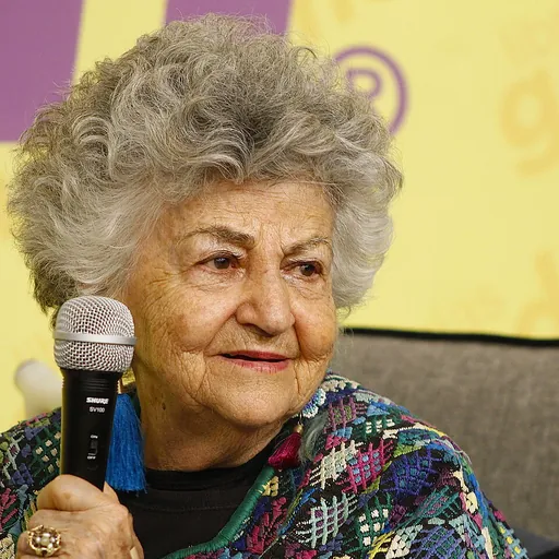 Portrait of Rosa Nissán