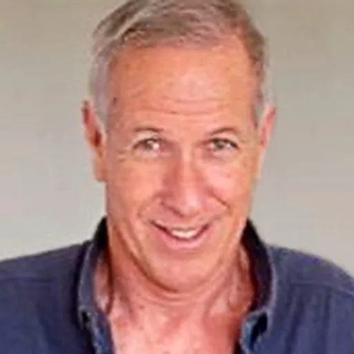 Portrait of Gad Shimron