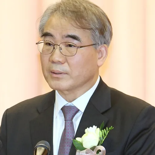 Portrait of Cho Hanchang