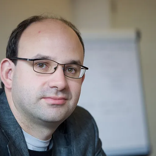 Portrait of Tom Steinberg