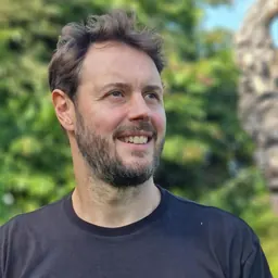 Portrait of Ian Edwards