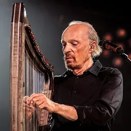 Portrait of Alan Stivell