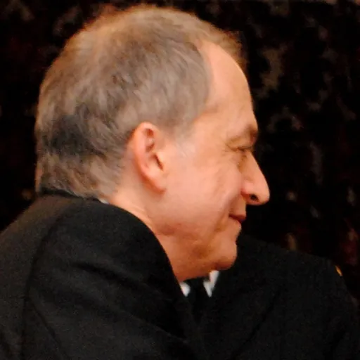 Portrait of Joe Letteri