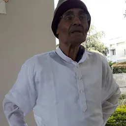Portrait of Yogendra Vyas