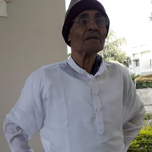 Portrait of Yogendra Vyas