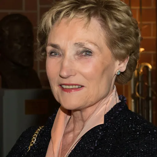 Portrait of Erna Hennicot-Schoepges