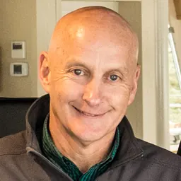Portrait of Dan Ortiz