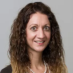 Portrait of Lisa Mirabello