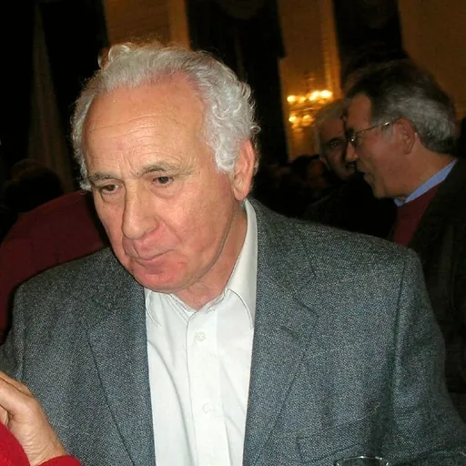 Portrait of Joxe Azurmendi