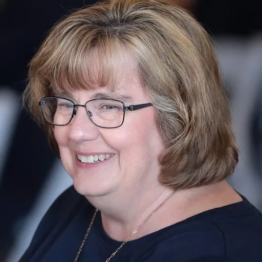 Portrait of Rachel Mitchell