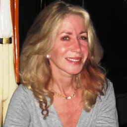 Portrait of Roxanne Seeman
