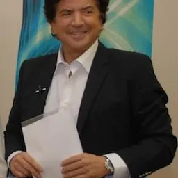 Portrait of Walid Toufic