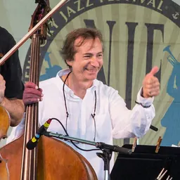 Portrait of Greg Cohen